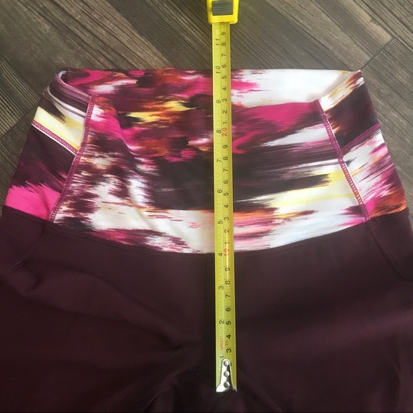 3/$50 Lululemon Wunder Under Shine On 21” Crop - Picture 7 of 13